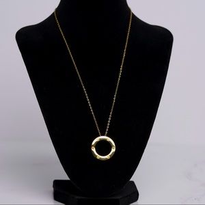 Round pendant Necklace